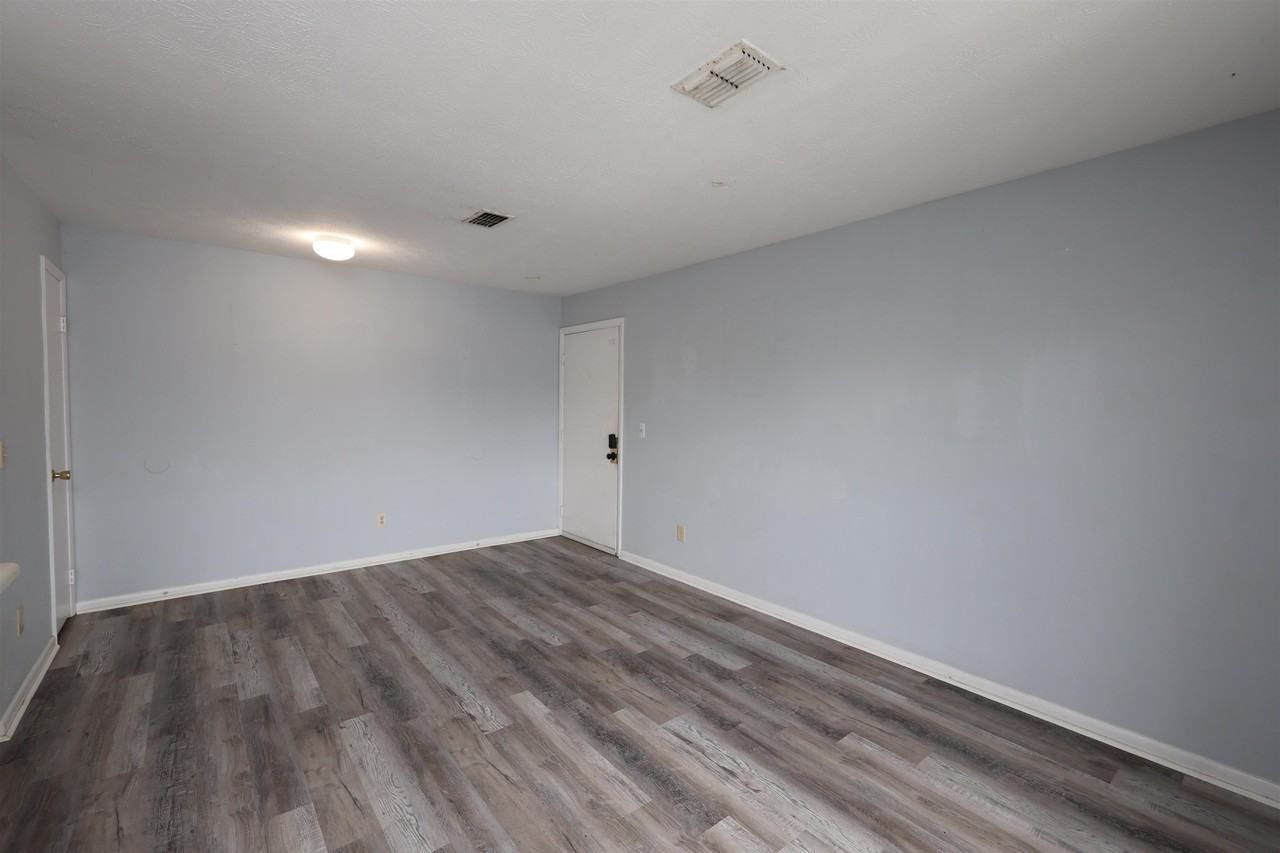 48 South Ave - Photo 6 of 18