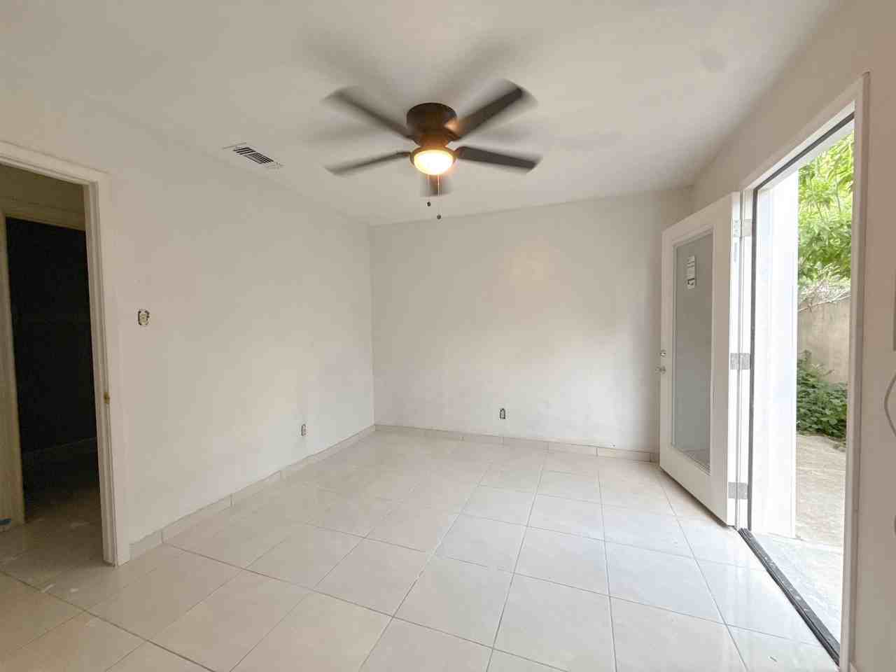 106 Florida St - Photo 2 of 11