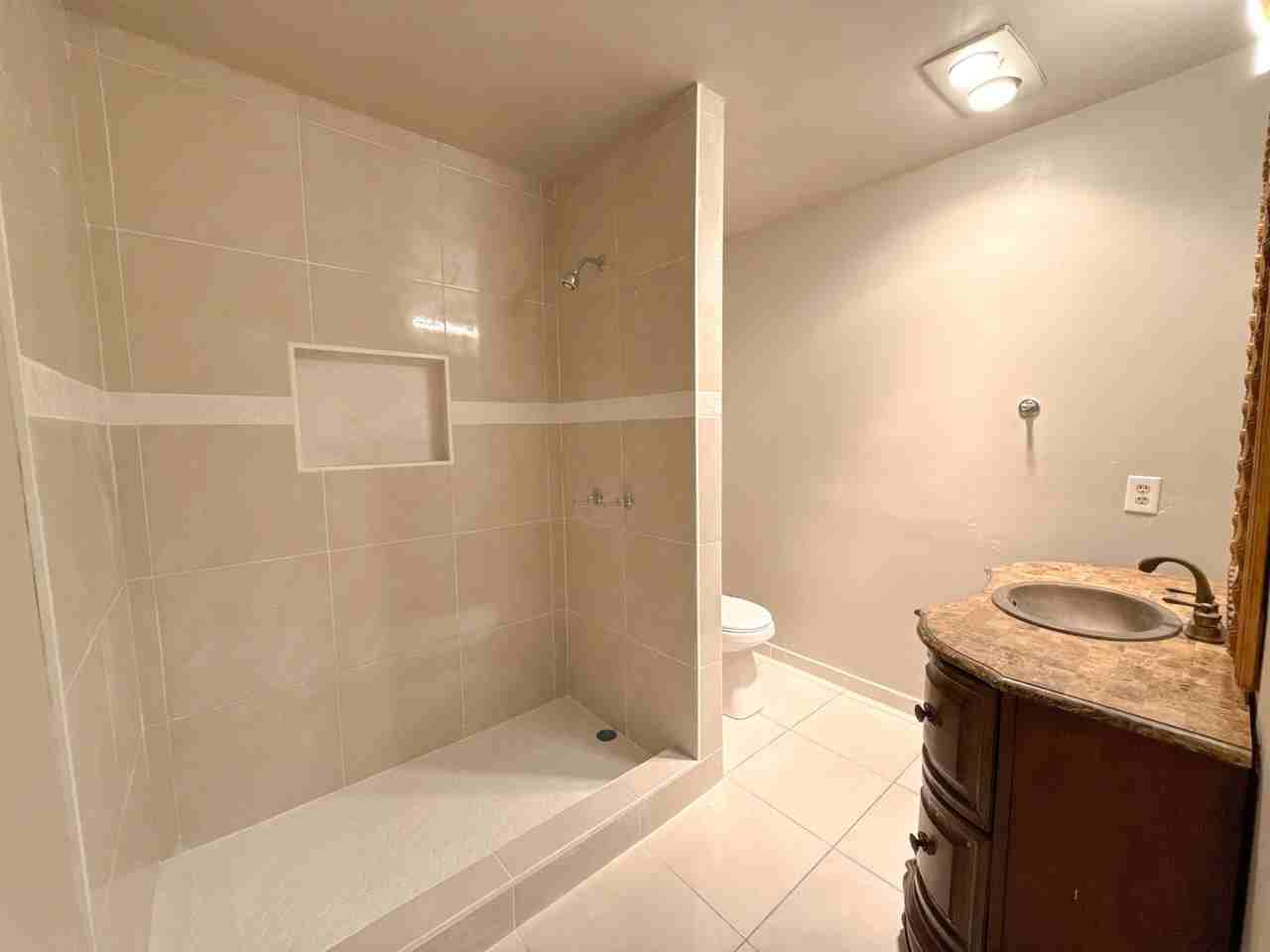 106 Florida St - Photo 5 of 11