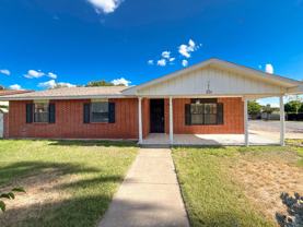 201 Gumwood Ln - Photo 1 of 1