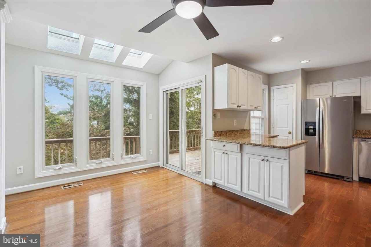 14634 Battery Ridge Ln - Photo 5 of 39