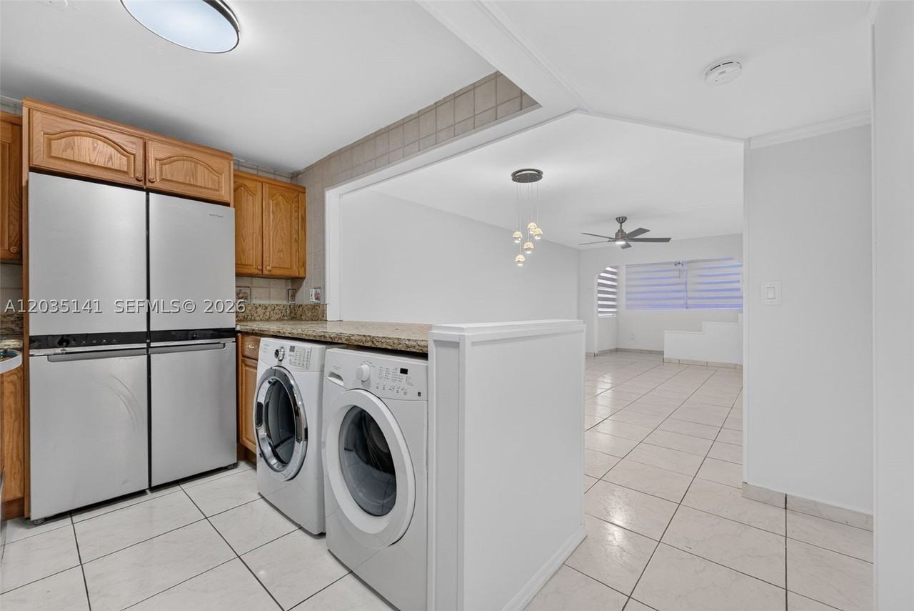 10300 Sw 24th St #C25 - Photo 5 of 32