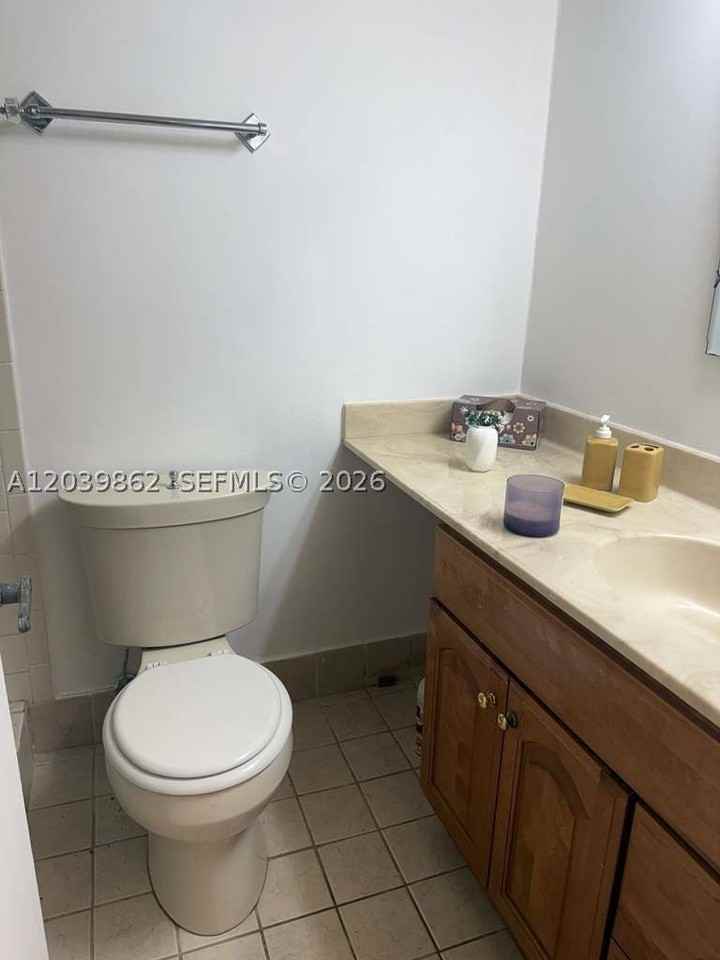 2 Briarwood Cir #212 - Photo 6 of 34