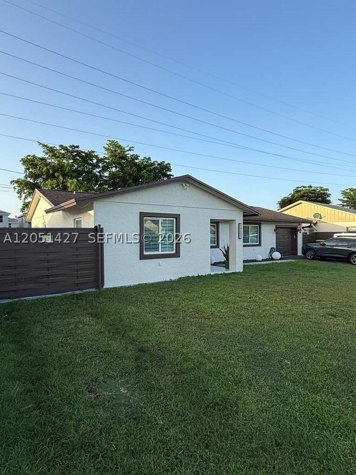1711 N Anhinga Ln - Photo 2 of 28