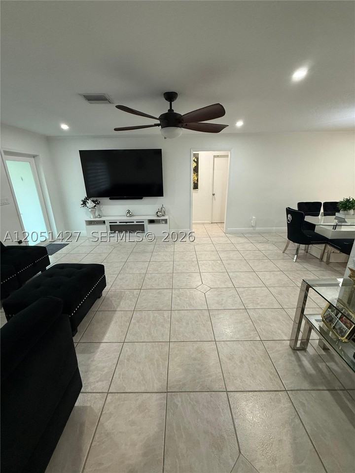 1711 N Anhinga Ln - Photo 6 of 28