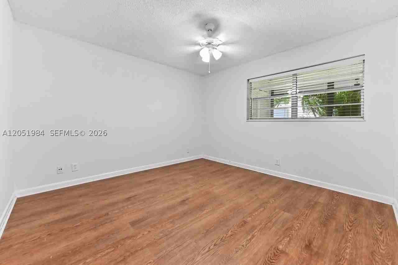 10789 N Military Trl #9 - Photo 6 of 21