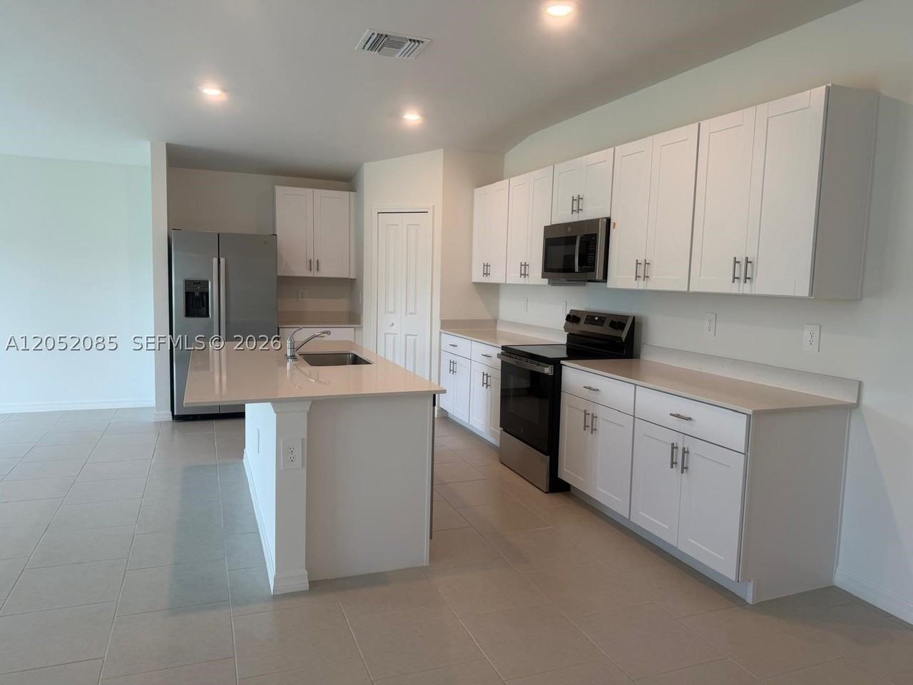 17332 Cantu Ct - Photo 2 of 18