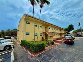 2352 Ne 9th St #B - Photo 1 of 1