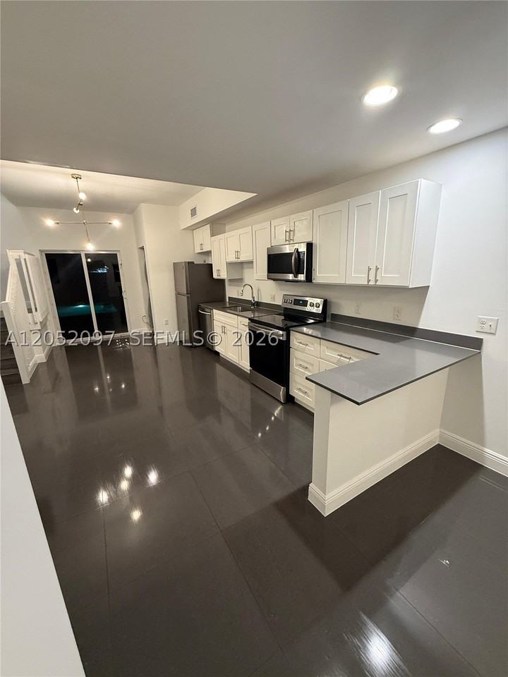 5131 Nw 5th Ave #0 - Photo 7 of 15
