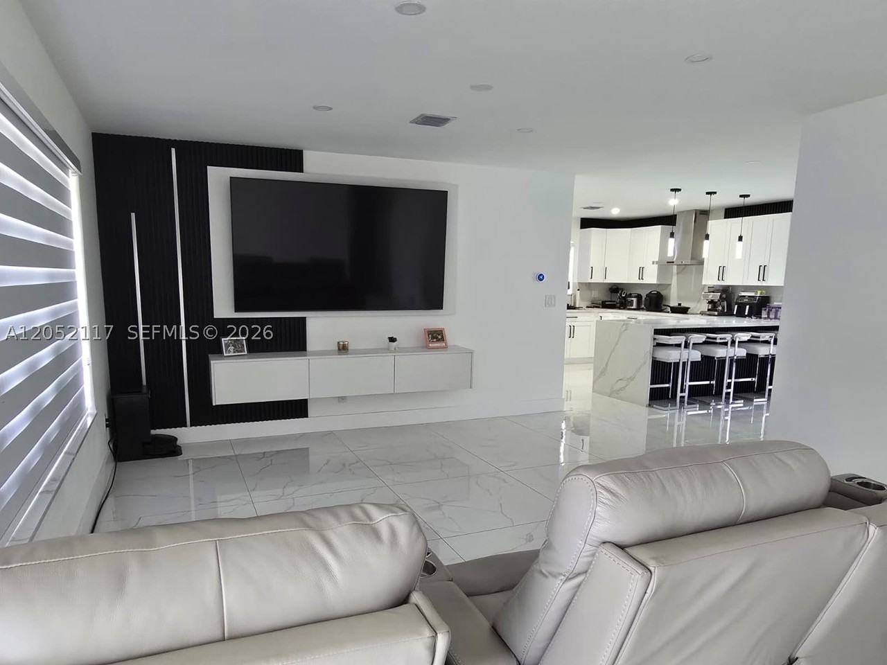 291 Nw 93rd Ave - Photo 5 of 10