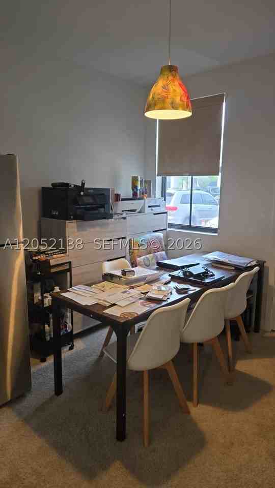 481 Ne 12th St - Photo 7 of 16
