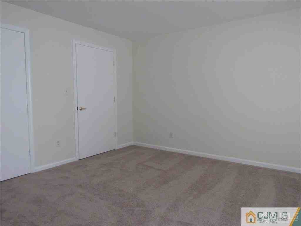 701 Stony Brook Way - Photo 5 of 10