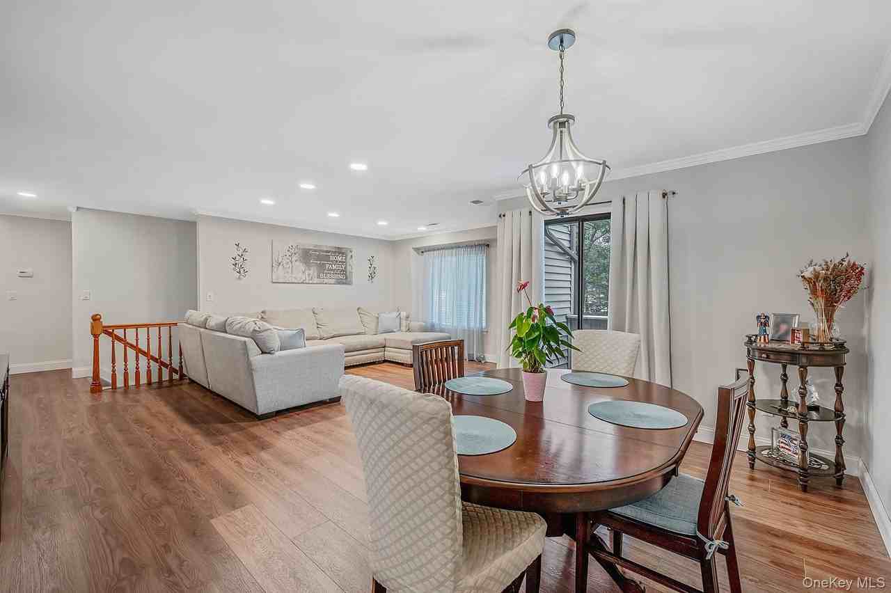 855 Skyline Dr - Photo 6 of 32