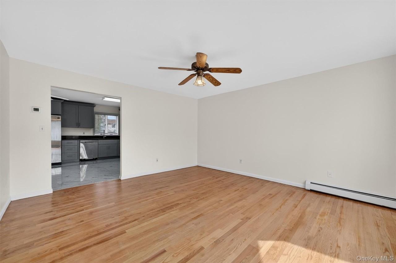 82 Walton Ter - Photo 4 of 27