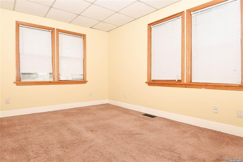 51 Thorman Ave #1L - Photo 5 of 9