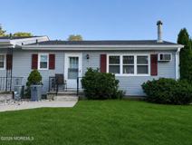 14 Primrose Ln #D - Photo 1 of 1