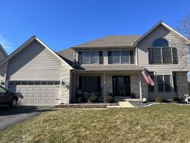 553 Danbury Dr - Photo 1 of 1