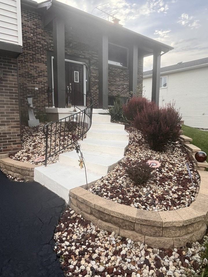 56 Timberlane Rd - Photo 2 of 31