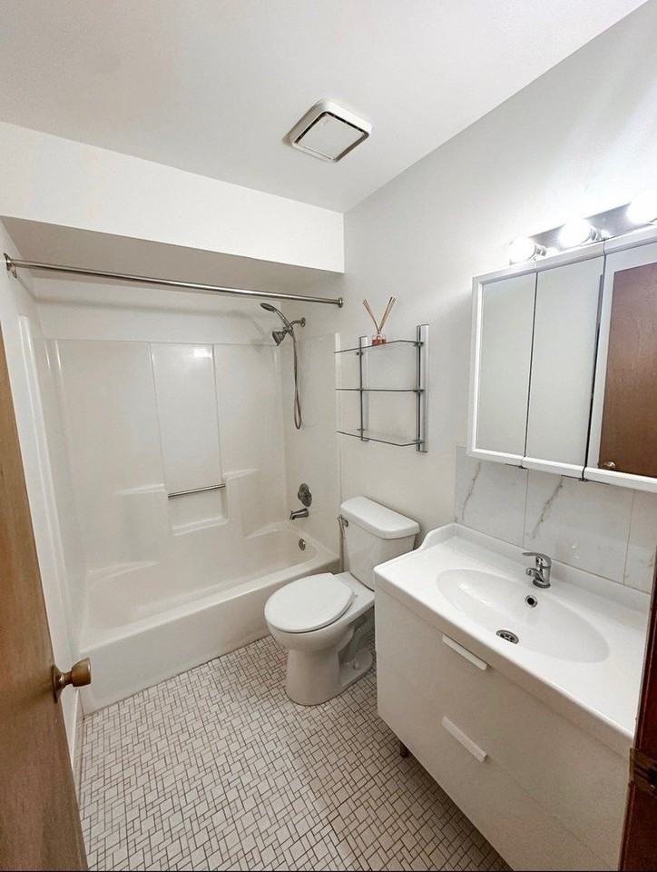 4627 Eberly Ave #2S - Photo 7 of 7