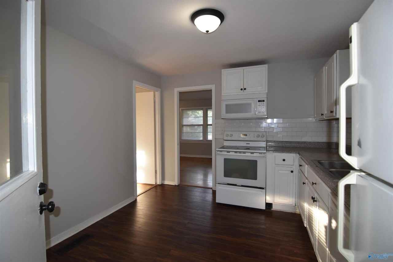411 Ewing St Nw - Photo 2 of 35
