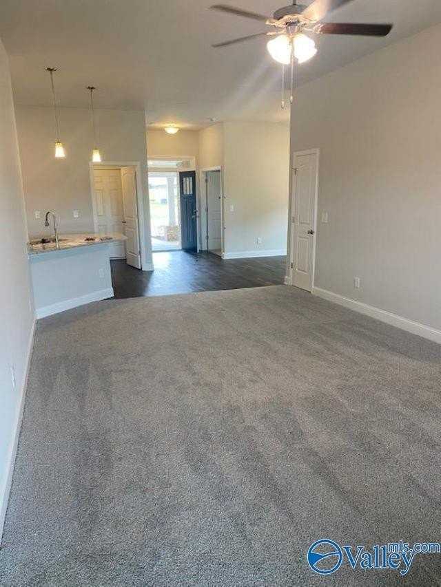 213 Alonzo Toney Dr - Photo 6 of 25