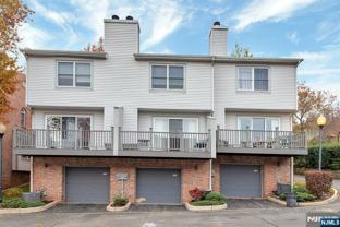 124 Panorama Dr - Photo 1 of 1
