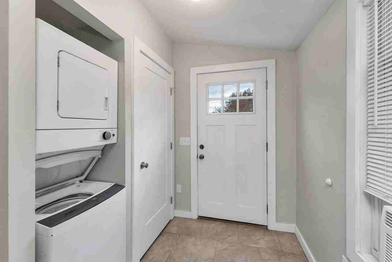 67 Varney Rd - Photo 3 of 23