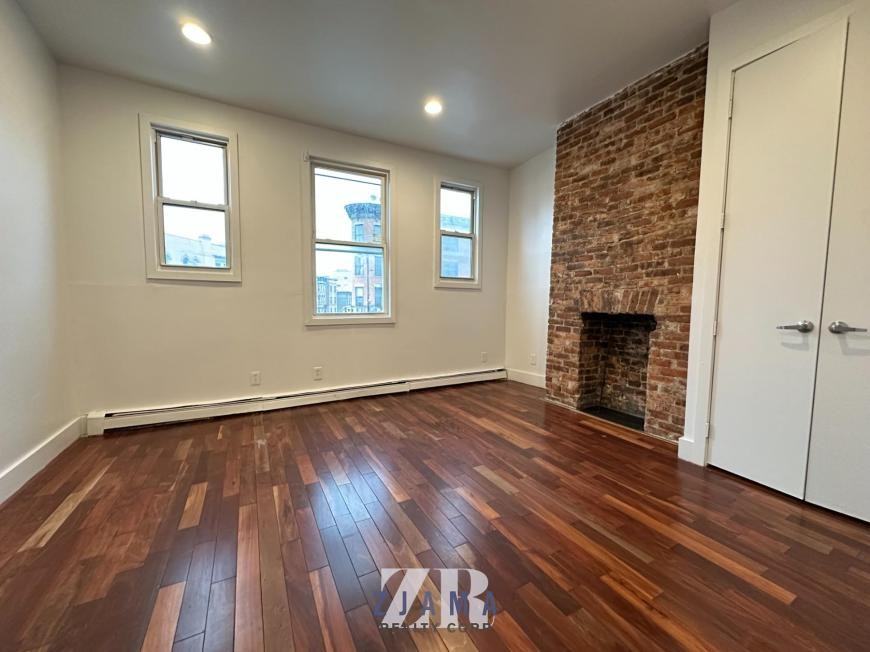 1424 Flatbush Ave - Photo 5 of 7