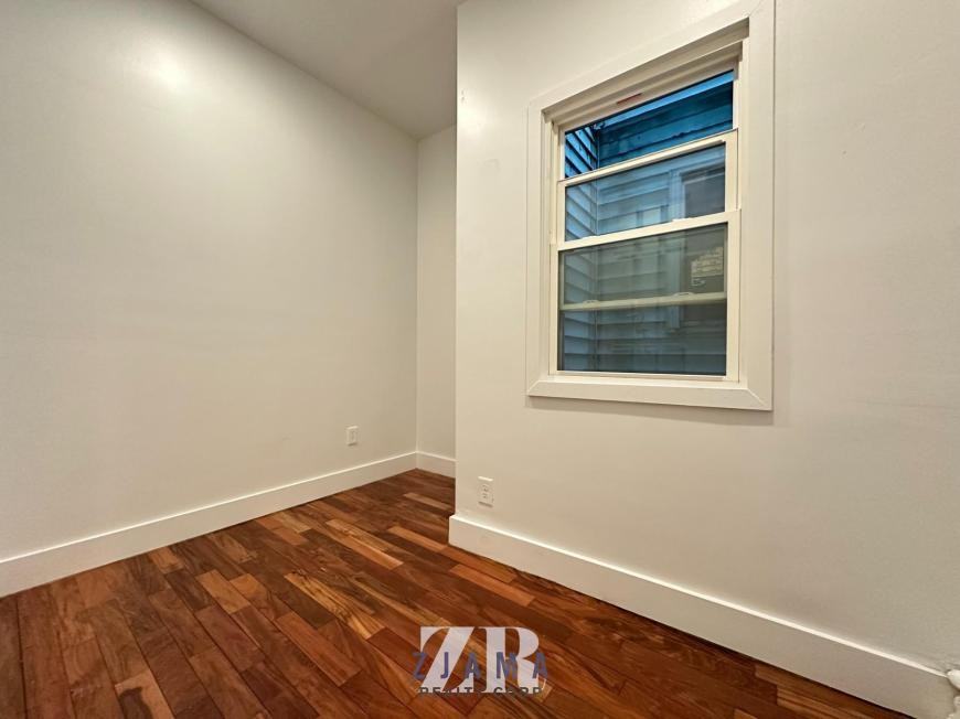 1424 Flatbush Ave - Photo 6 of 7