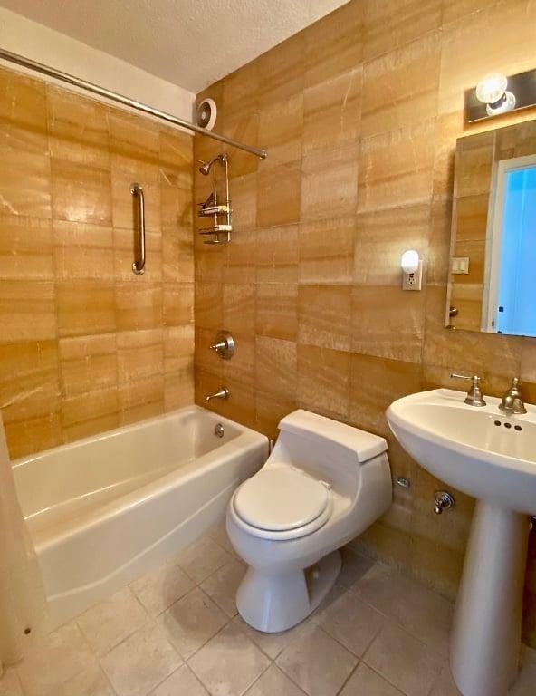 180 Park Row - Photo 7 of 10