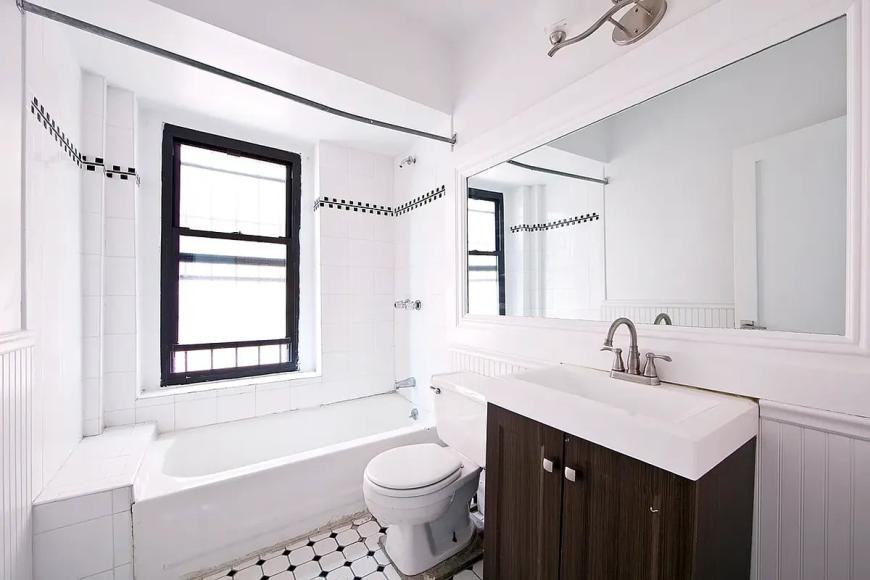 106 Ridge St - Photo 6 of 9
