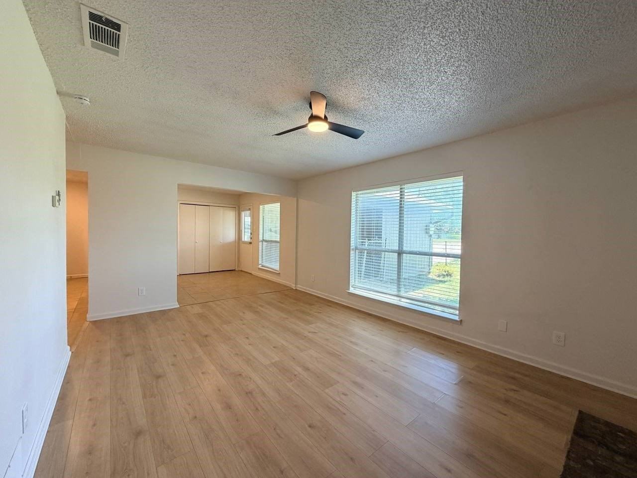 3807 William St - Photo 6 of 20