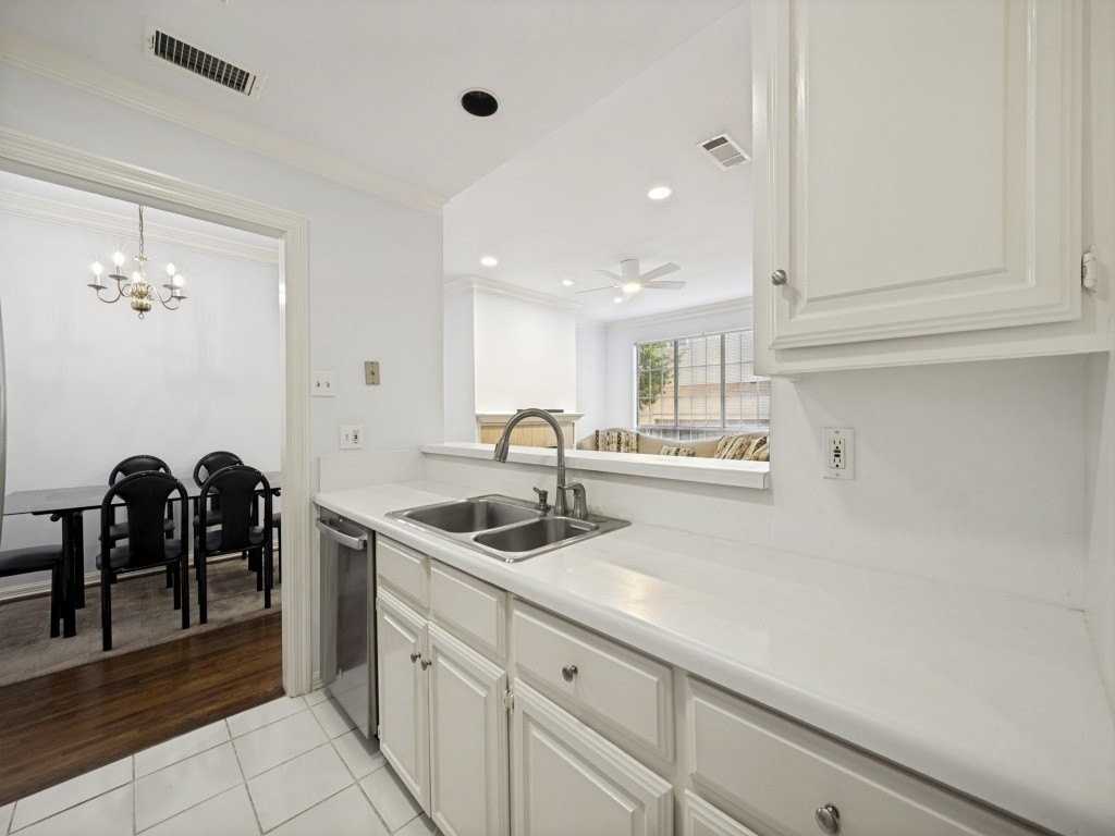 5907 Hillcrest Ave #C2 - Photo 5 of 8