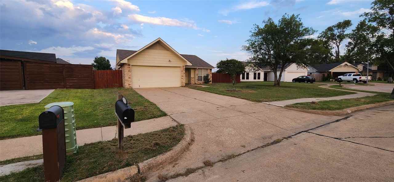200 Seagull Ct - Photo 3 of 18