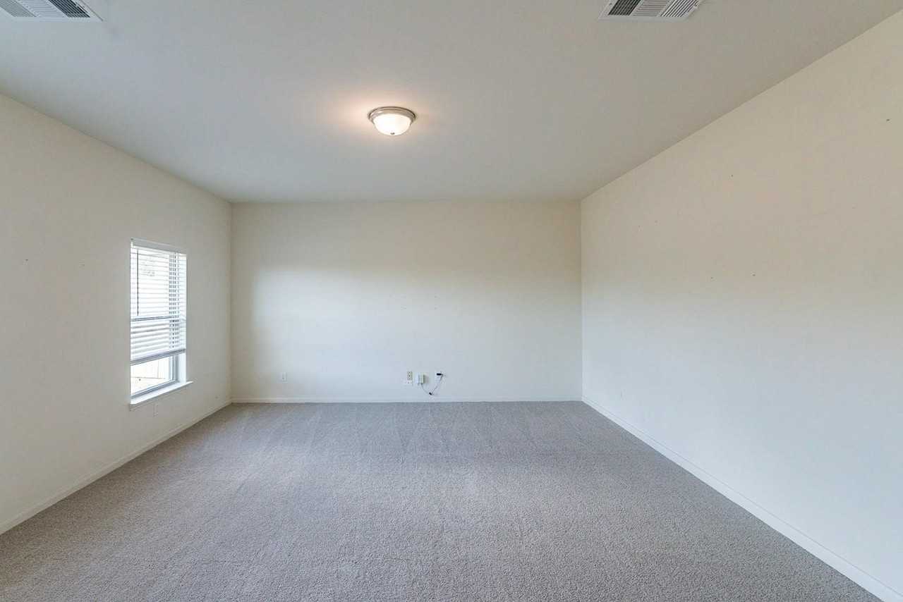 6116 Obsidian Creek Ct - Photo 6 of 21
