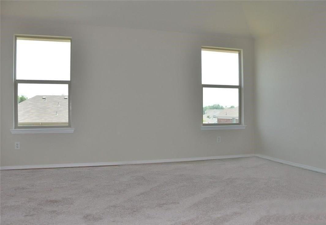 424 Cypress Hill Dr - Photo 7 of 16