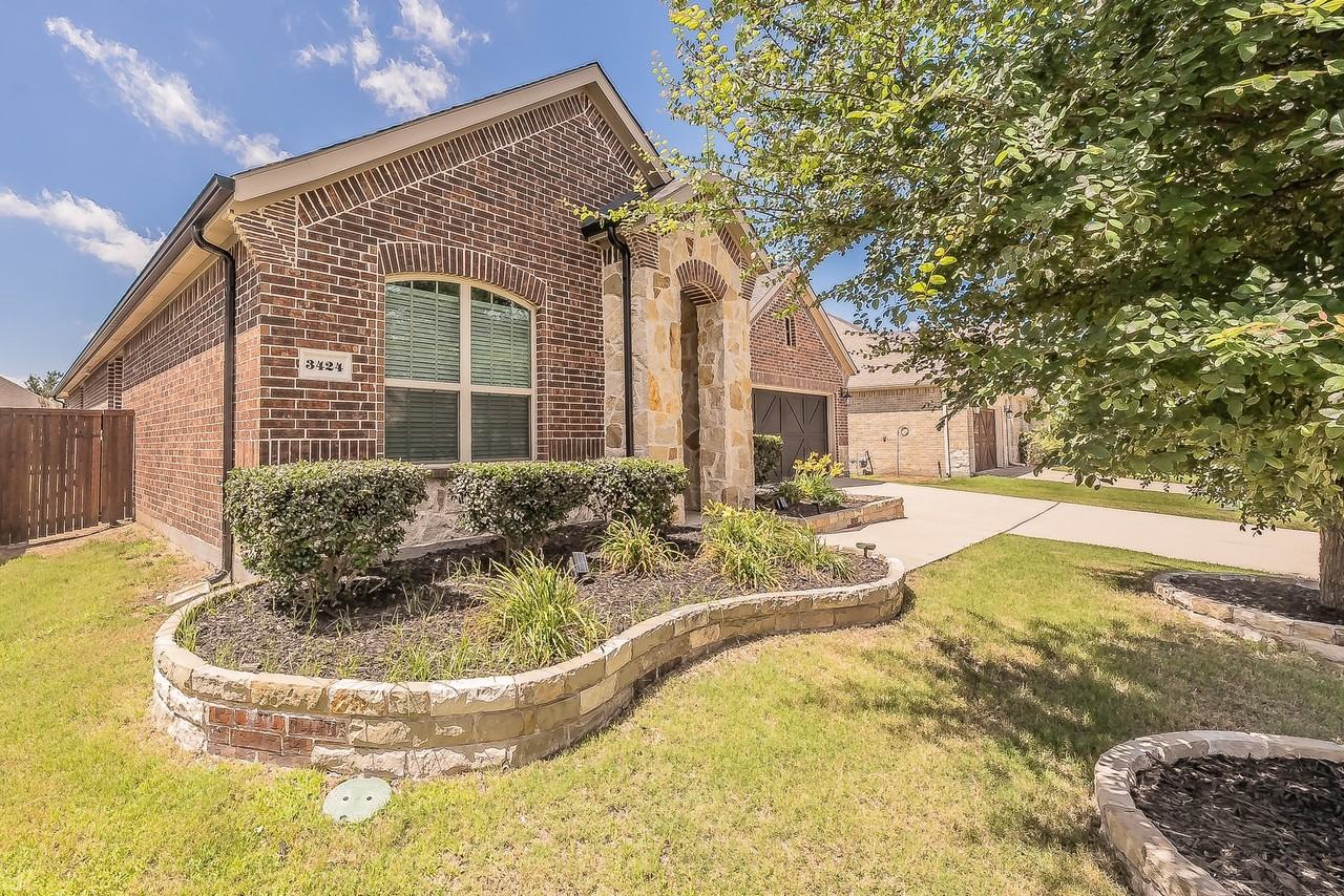 3424 Cimarron River Dr - Photo 2 of 40