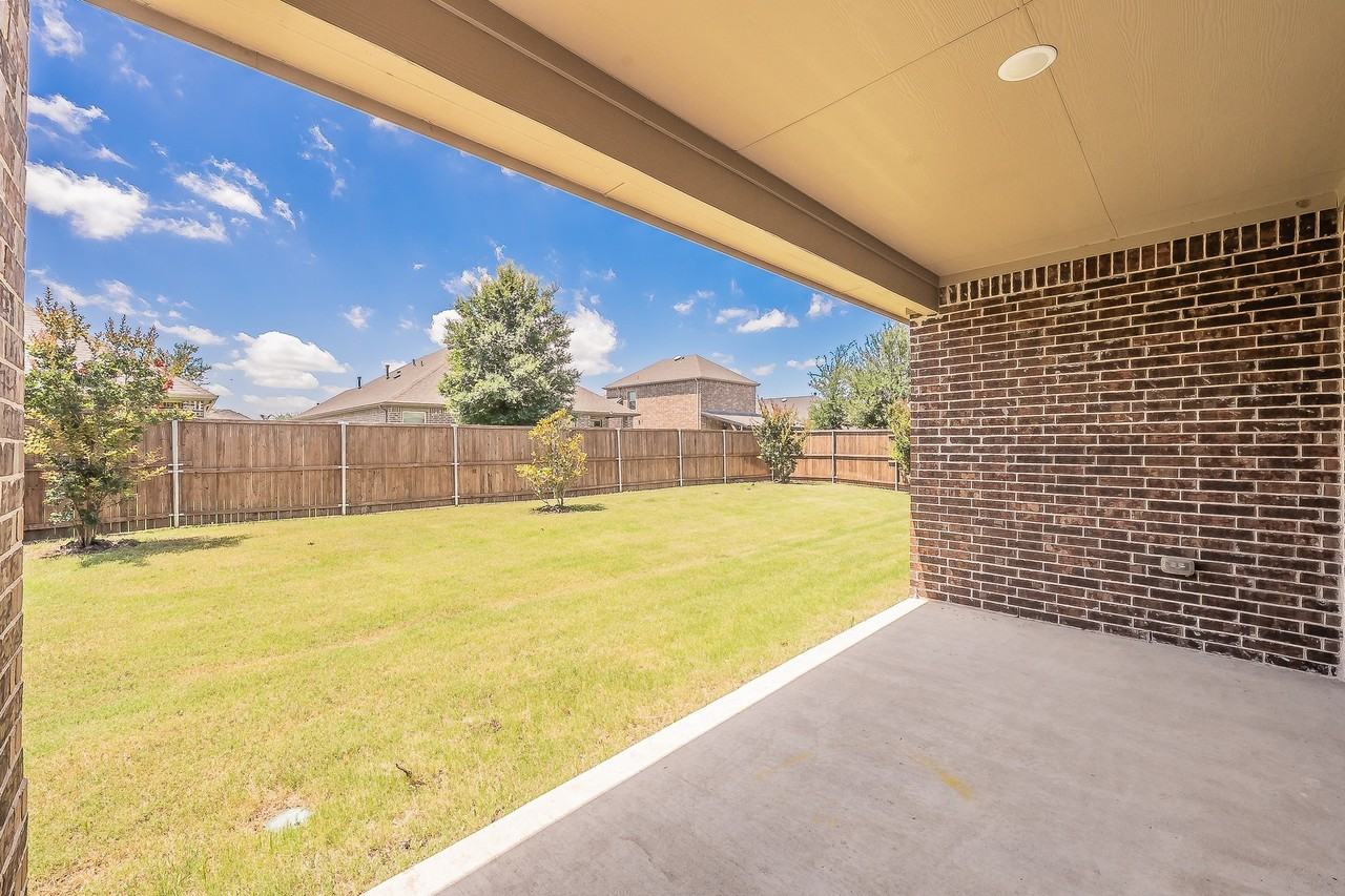 3424 Cimarron River Dr - Photo 5 of 40