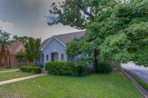 featured image of 3100 Odessa Ave