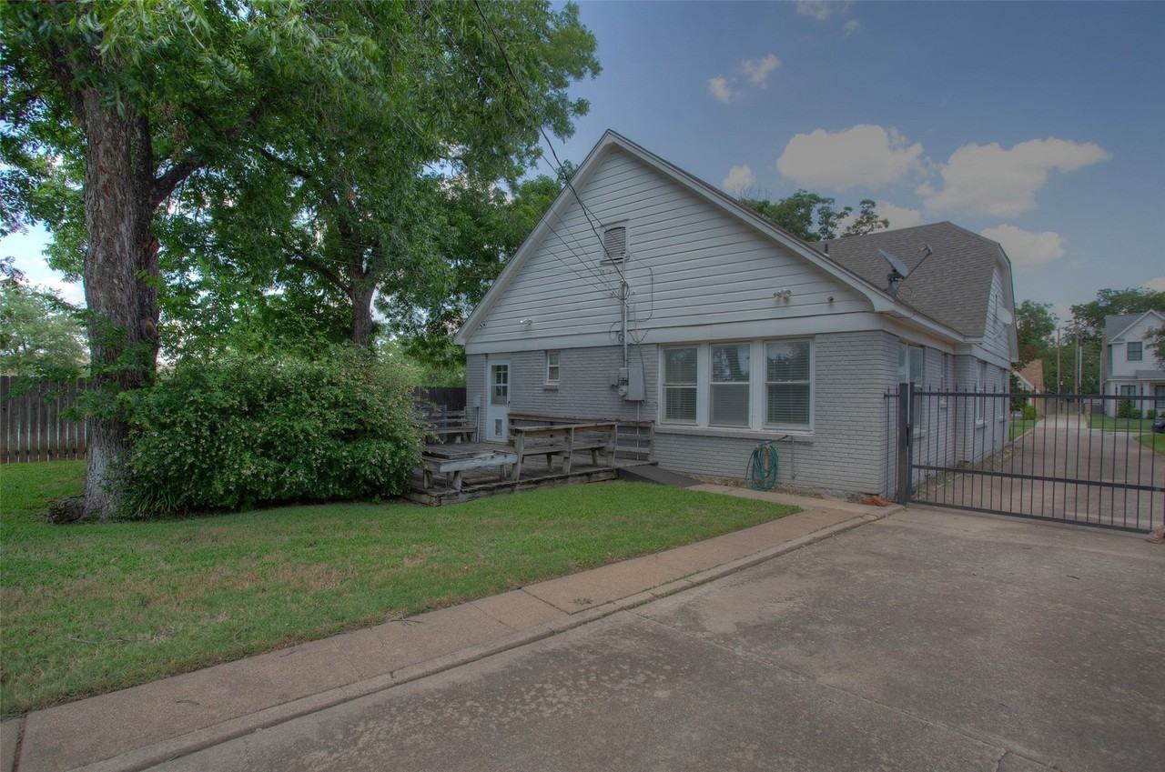 3100 Odessa Ave - Photo 7 of 40
