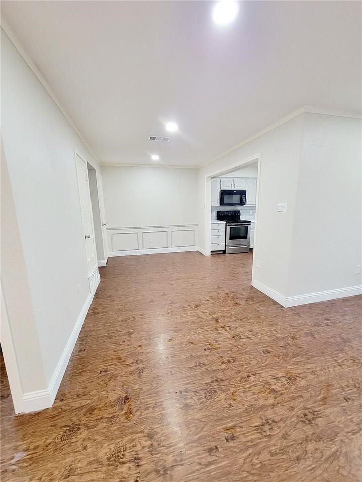 230 Mccarley Pl - Photo 3 of 24