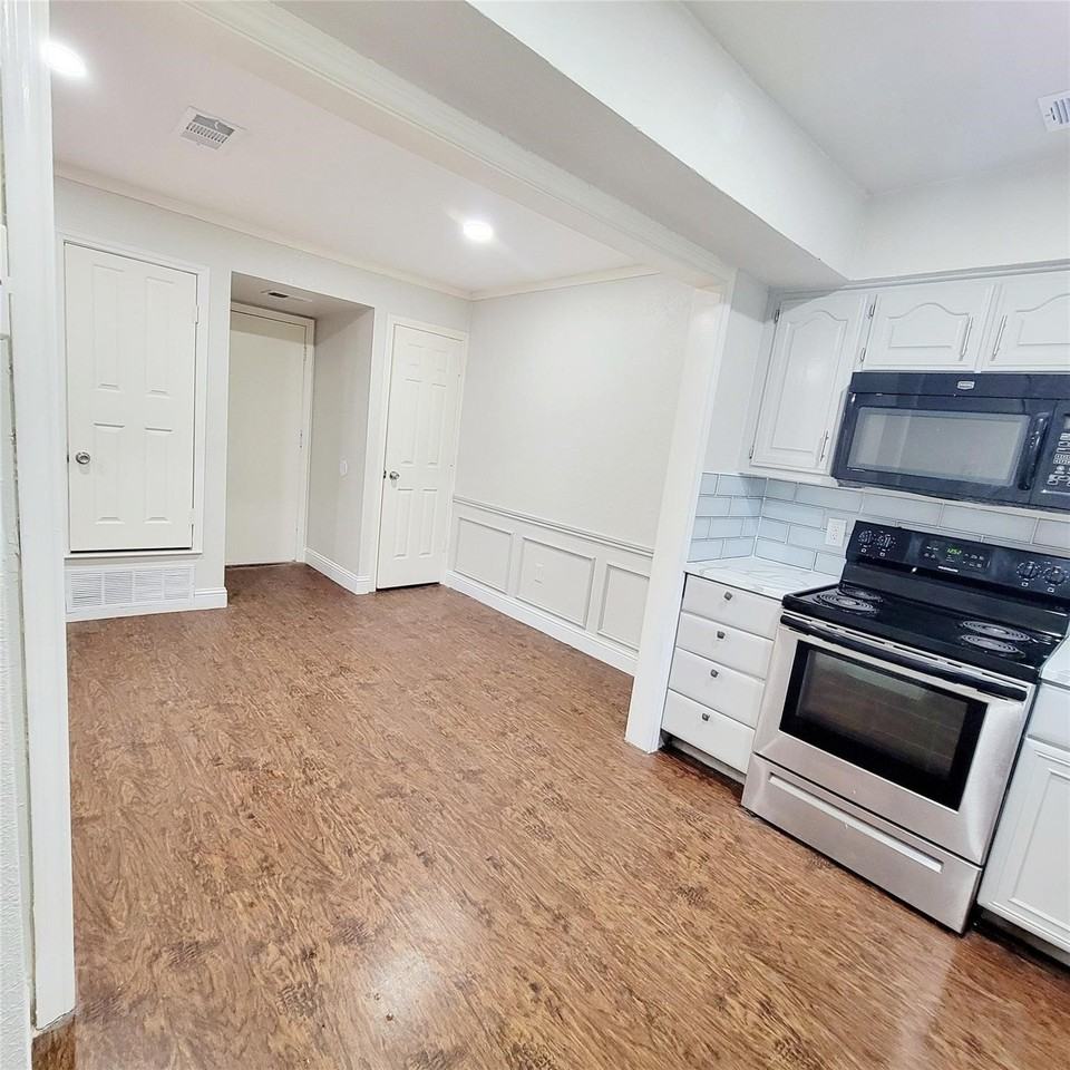 230 Mccarley Pl - Photo 5 of 24