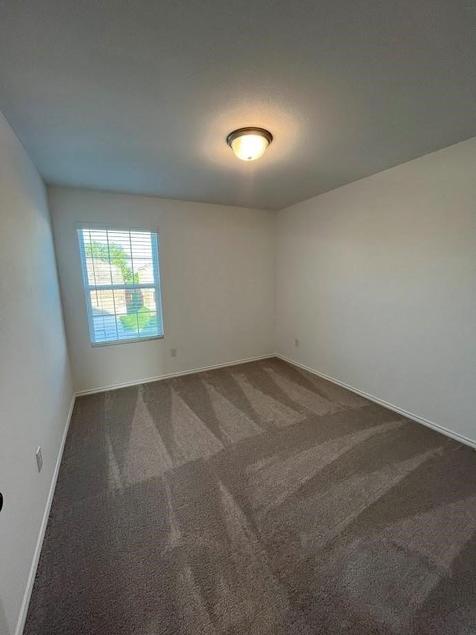 818 Poppy Cove Ln - Photo 6 of 21