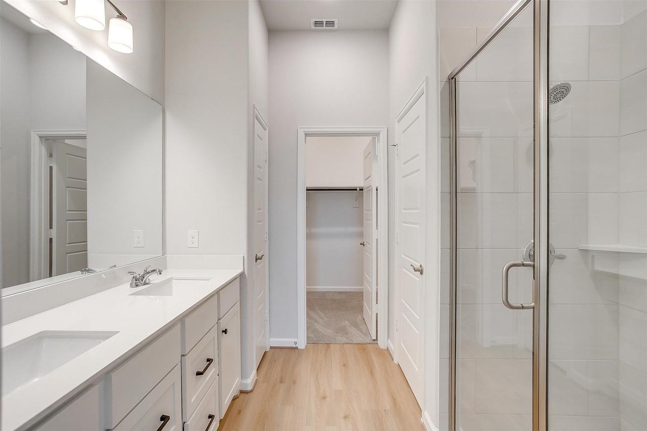 10418 Palmera Rd - Photo 6 of 20