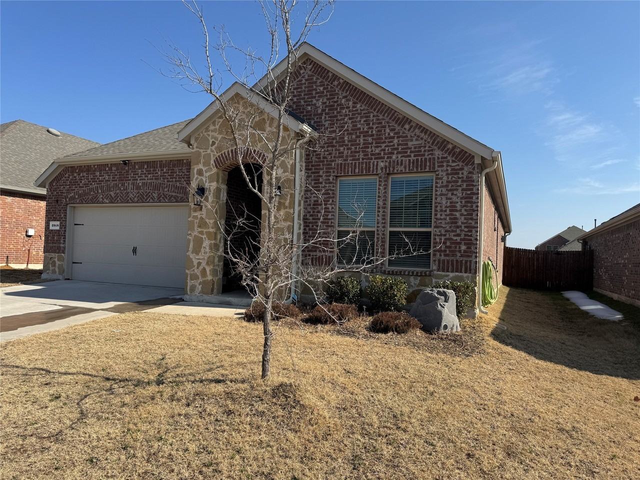 2918 Jasper Trl - Photo 3 of 39
