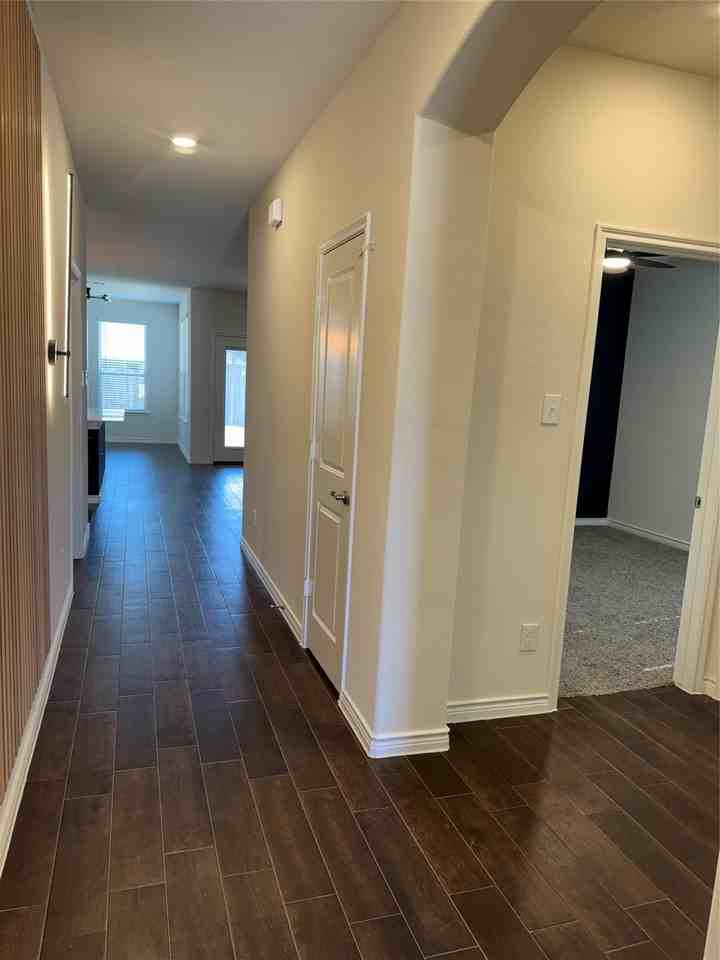 2918 Jasper Trl - Photo 5 of 39
