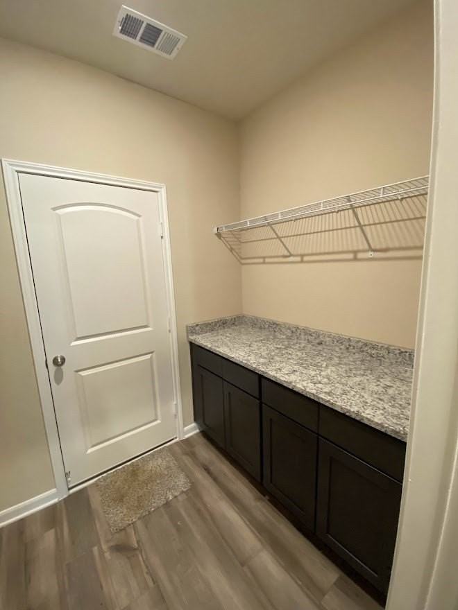 200 Lake Rdg - Photo 3 of 22