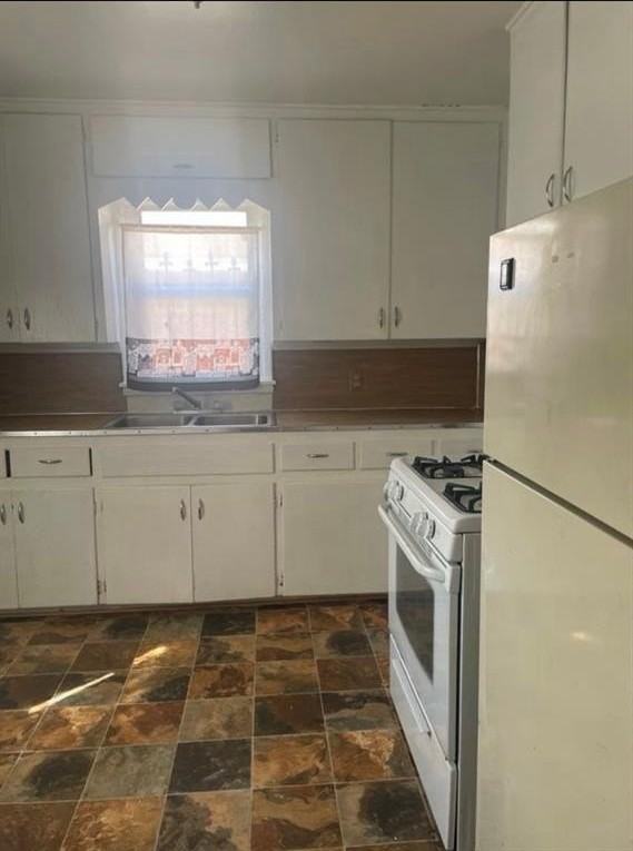 3320 Ne 15th St - Photo 4 of 9