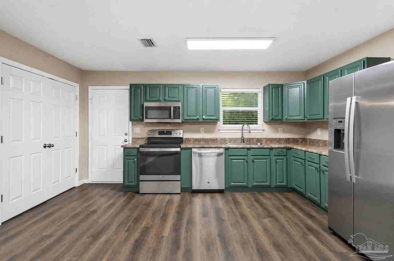 1612 Bradberry Pl - Photo 6 of 14
