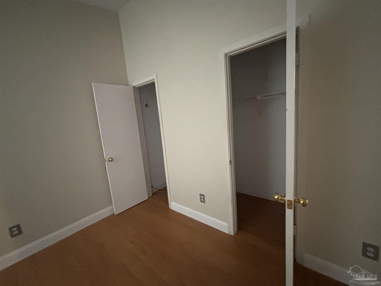 7462 Northpointe Blvd - Photo 4 of 9